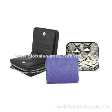 Ladies wallet with big cash pocket, several card holders and a zipper pocket for coins